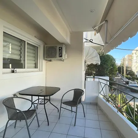 Maki Maki Apartment Patras